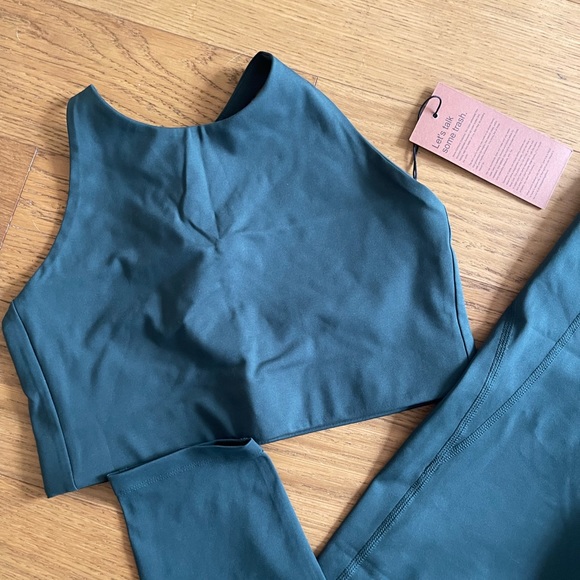 Girlfriend Collective Set Compressive High Rise Legging & Topanga Halter Bra NWT - Picture 4 of 14